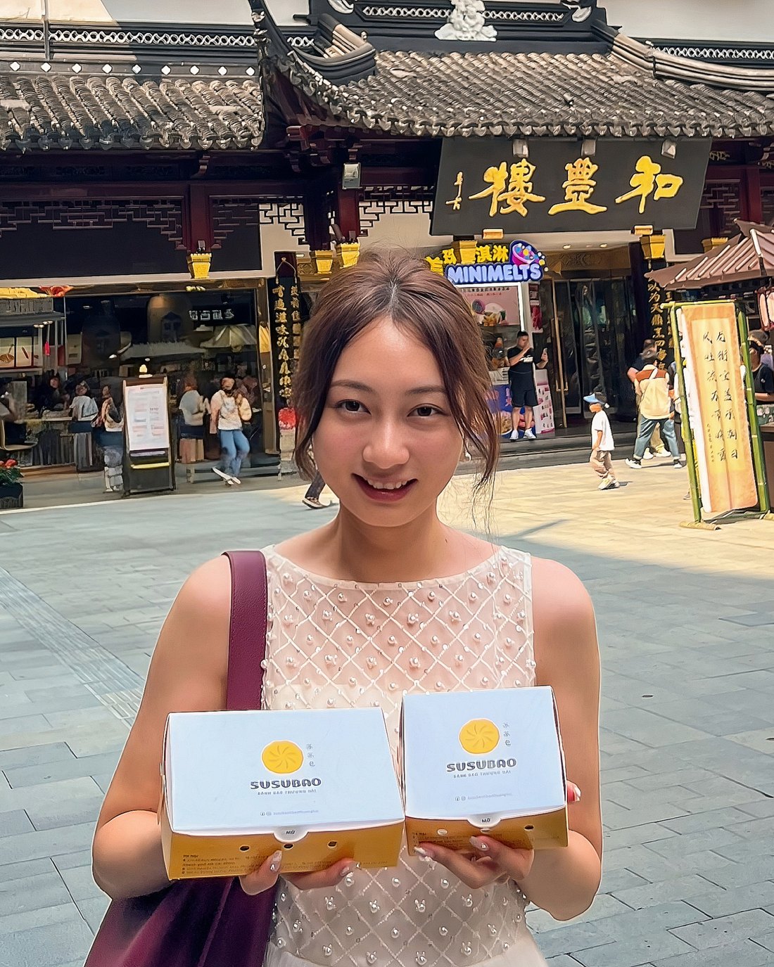 The SuSuBao Story: A Shanghai Girl and Her Pan-Fried Buns